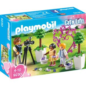 Jucarie Playmobil City Life, Copii cu flori si fotograf 9230