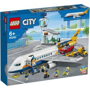 LEGOÂ® City - Avion de pasageri 60262, 669 piese